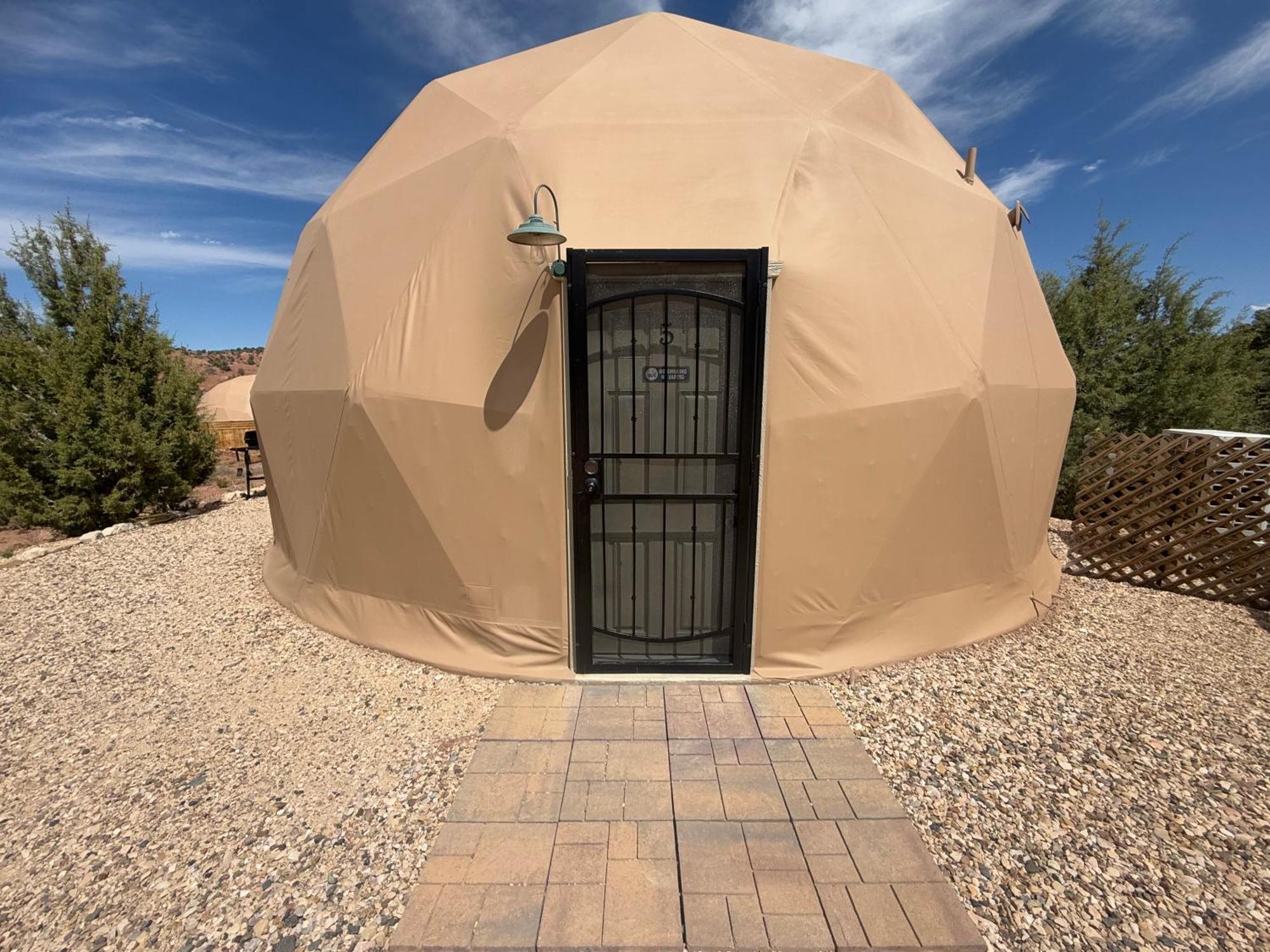 Bryce Glamp And Camp Hotell Cannonville Exteriör bild