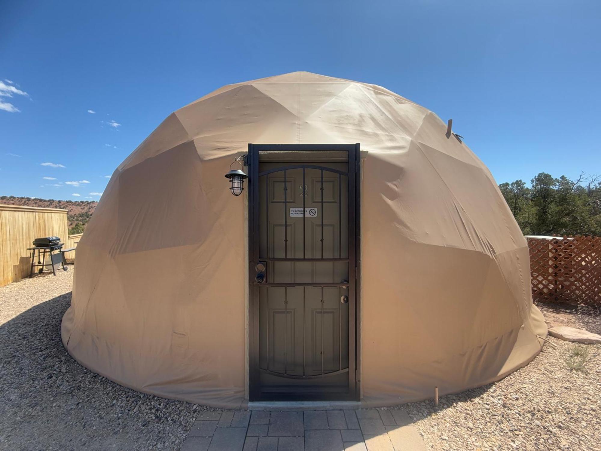 Bryce Glamp And Camp Hotell Cannonville Exteriör bild