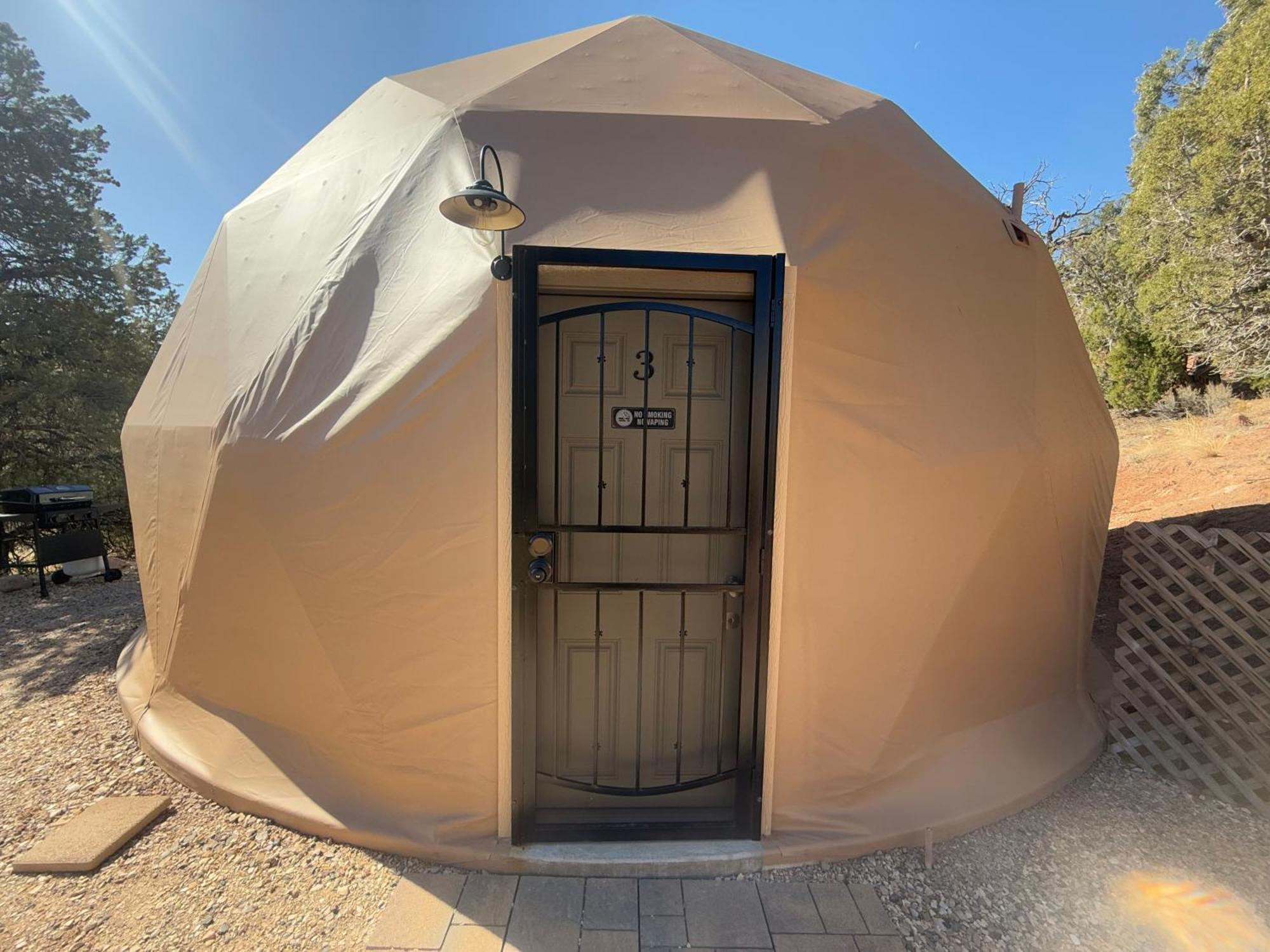 Bryce Glamp And Camp Hotell Cannonville Exteriör bild
